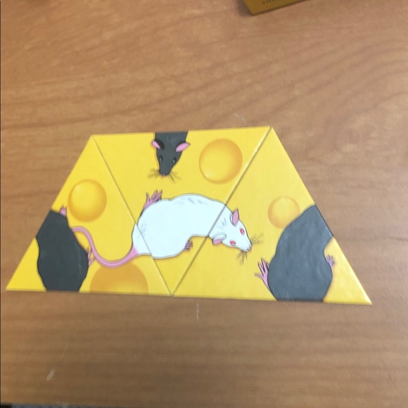 Triangular shaped puzzles - Picture 4 of 6